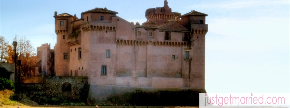 wedding-ceremony-castle-santa-severa-italy-justgetmarried.com