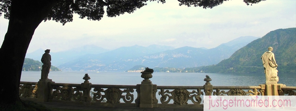 lake-como-wedding-ceremony-backdrop--italy-justgetmarried.com