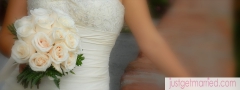 bridal-bouquet-wedding-ceremony-lucca-italy-justgetmarried.com